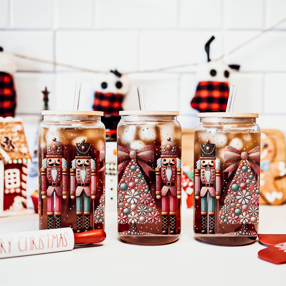 Nutcracker Glam 17oz