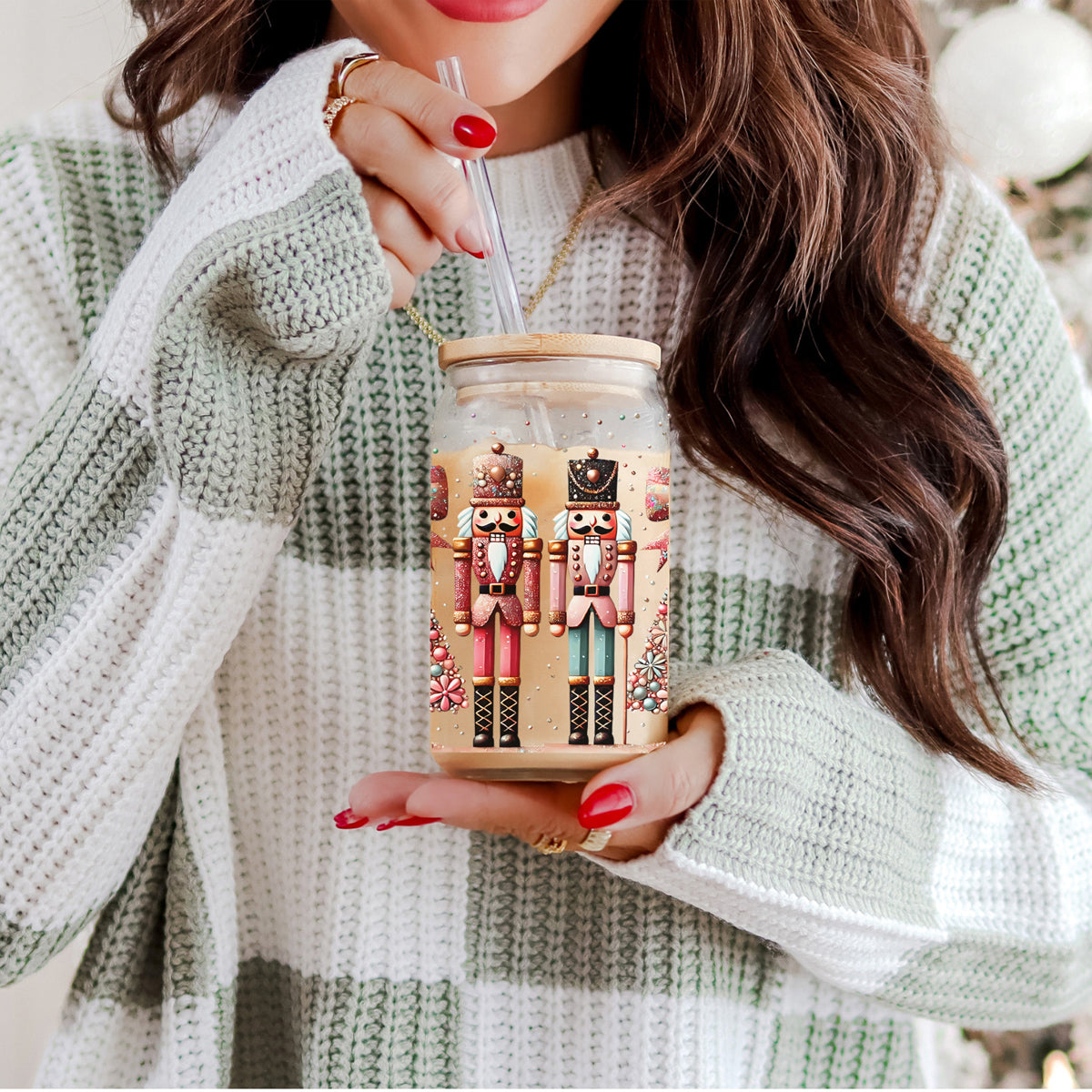 Nutcracker Glam 17oz