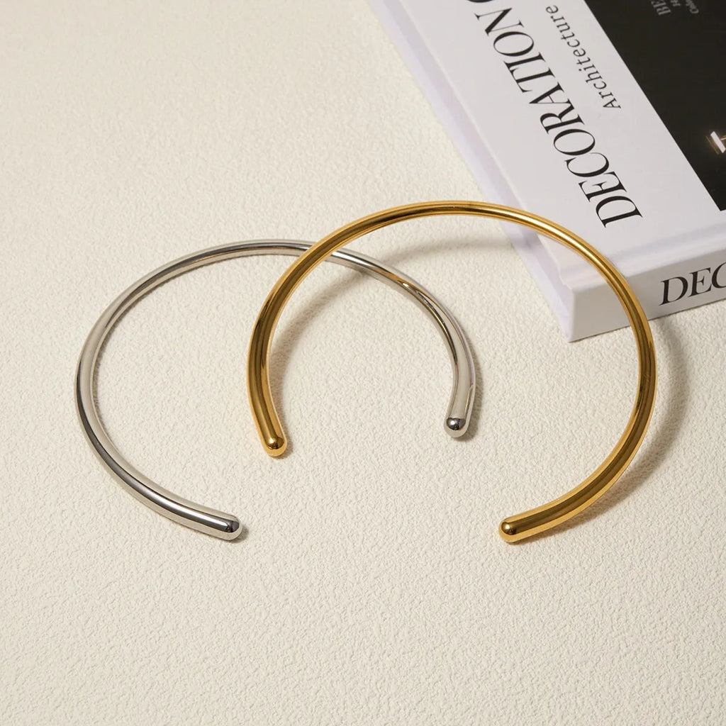Glossy Collar Neck Ring Necklace