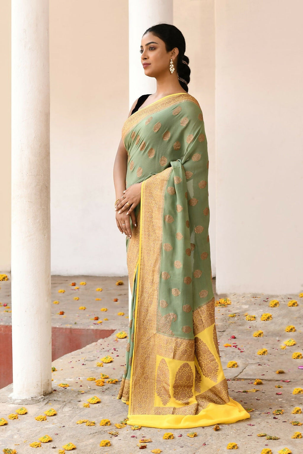 Grass Green Crepe Chiffon Handloom Banarasi Silk Saree