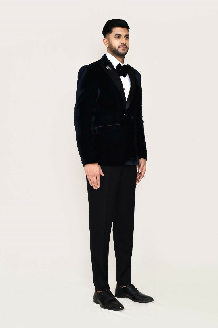 Men's Black Imported Polyester Suit: Coat, Shirt and Pant