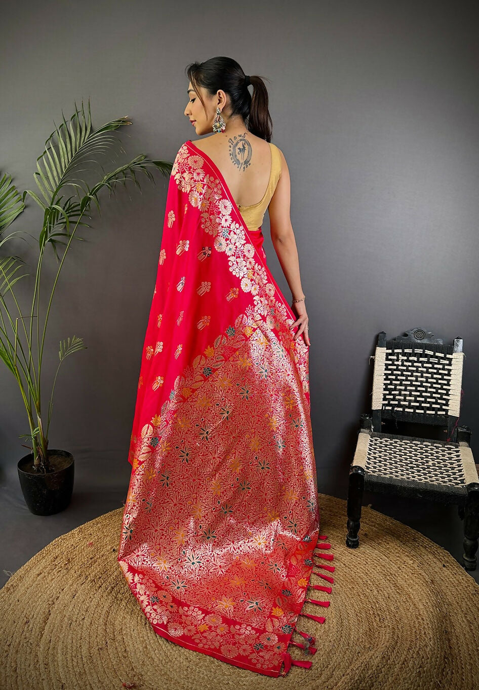 Meenakari Pink Woven Soft Silk Saree with Matching Blouse