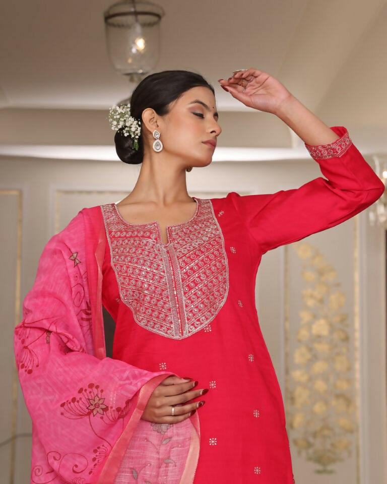 Pink Cotton Silk Floral Embroidered Kurta Set for Women