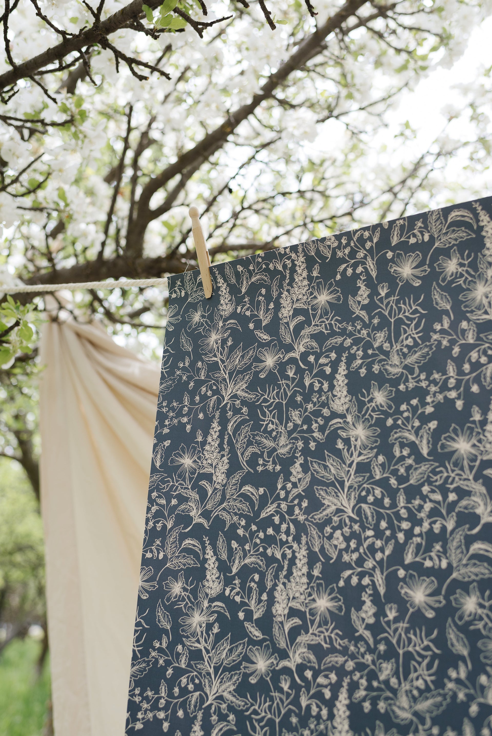 Collins Floral Wallpaper in Blue and Cream Vintage Cottagecore