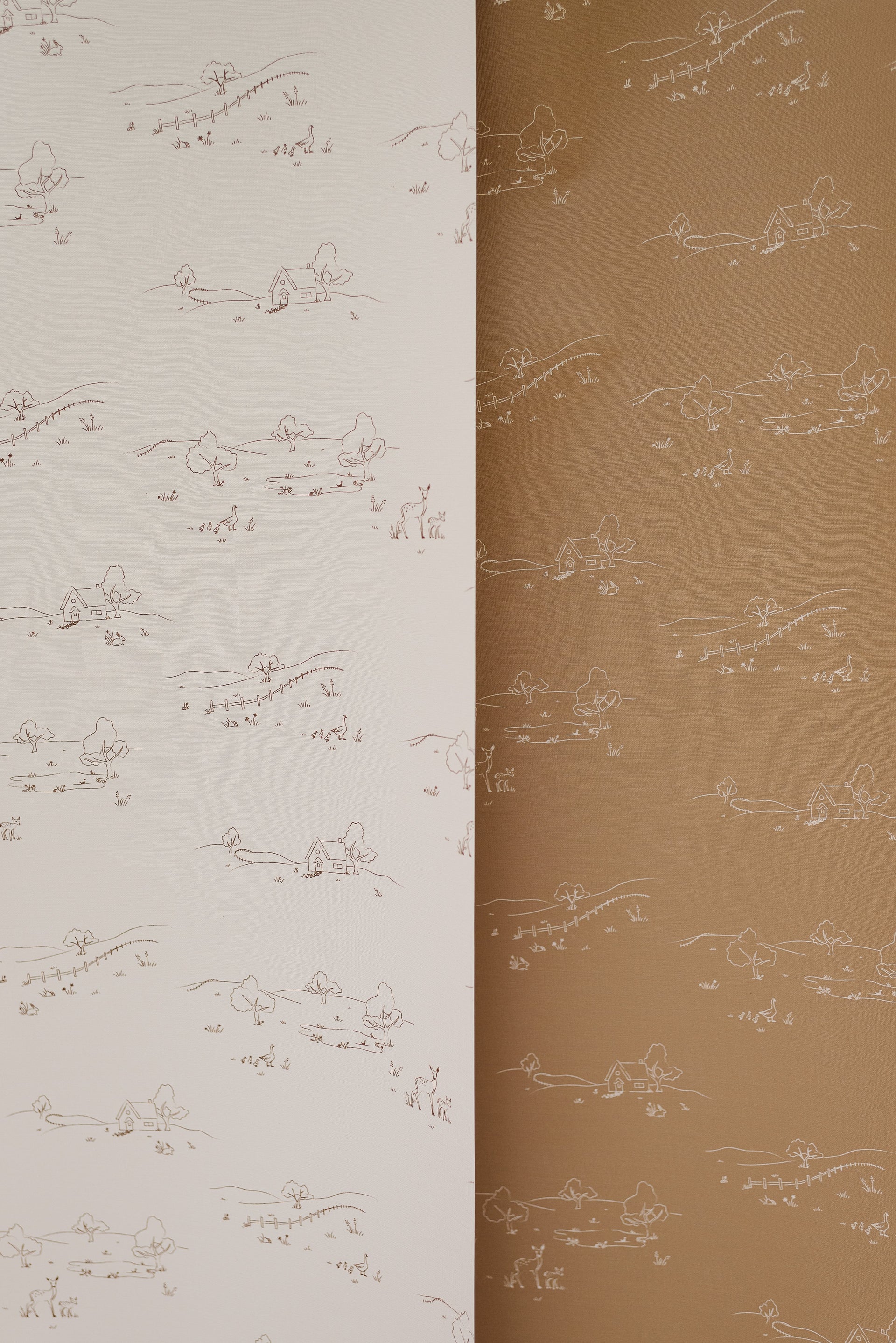 Bennet Wallpaper in Tan and Cream Traditional Farmhouse