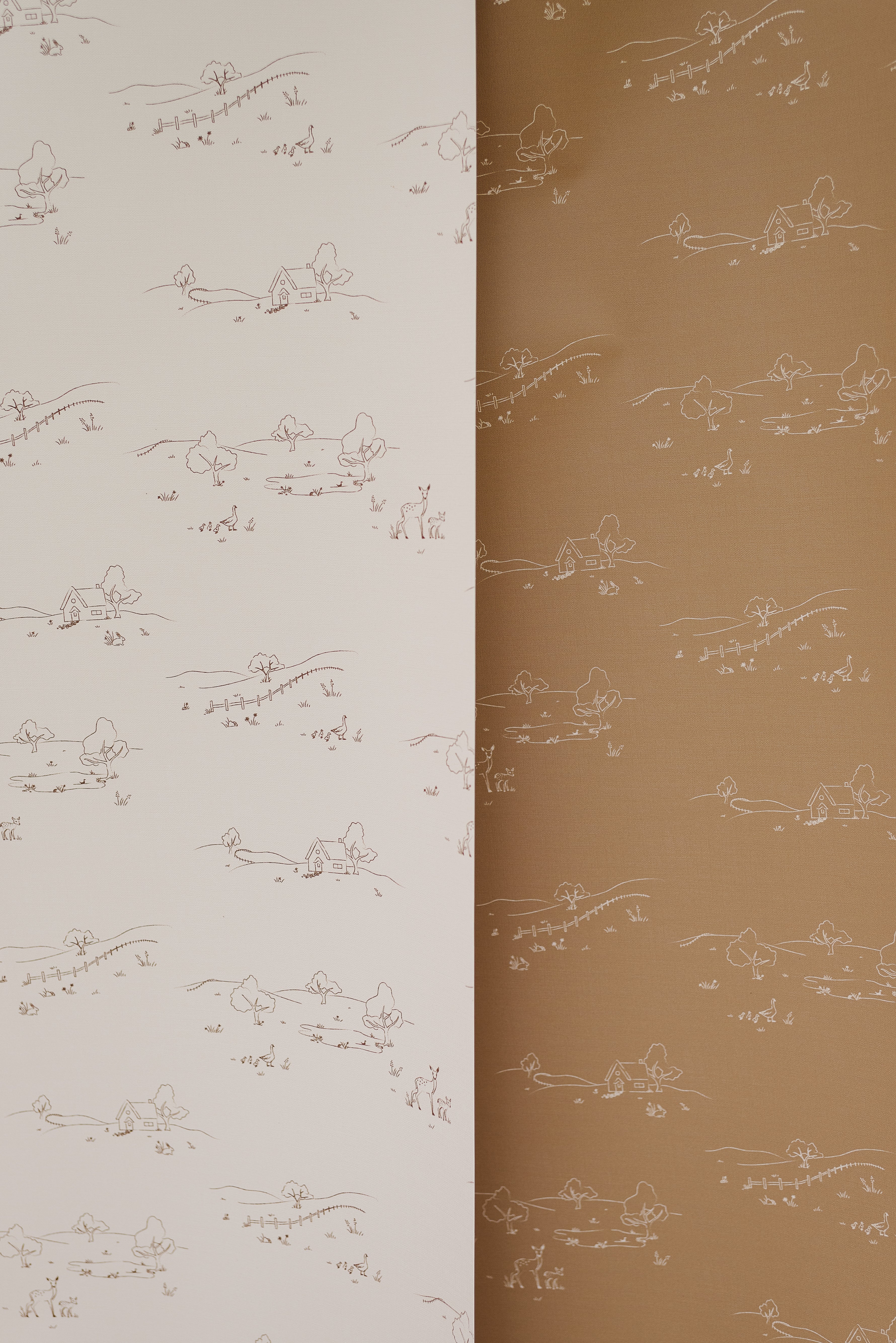 Bennet Wallpaper in Tan and Cream Traditional Farmhouse