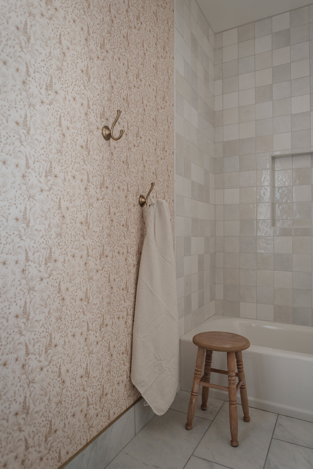 Collins Floral Wallpaper in Blue and Cream Vintage Cottagecore