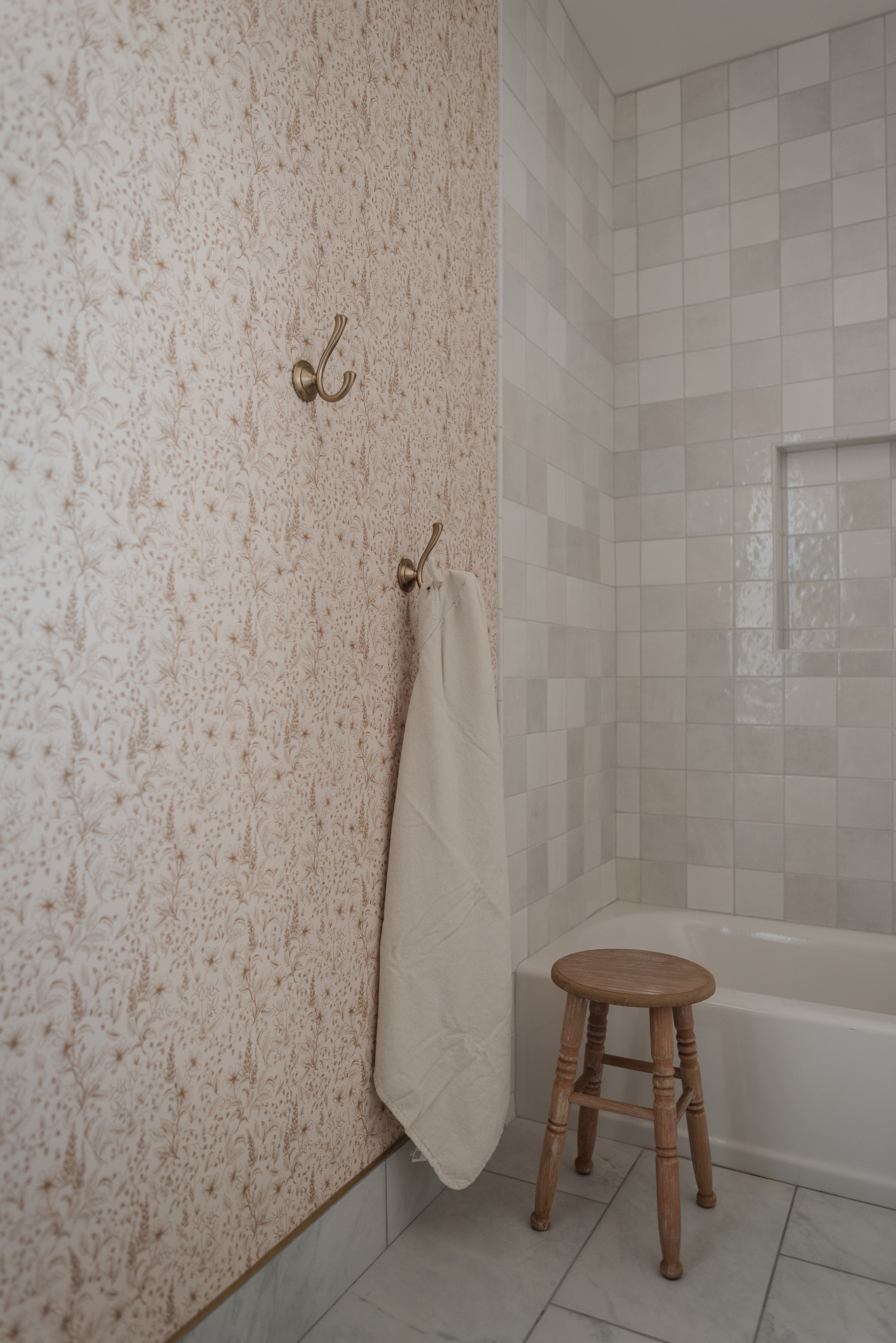 Collins Floral Wallpaper in Blue and Cream Vintage Cottagecore