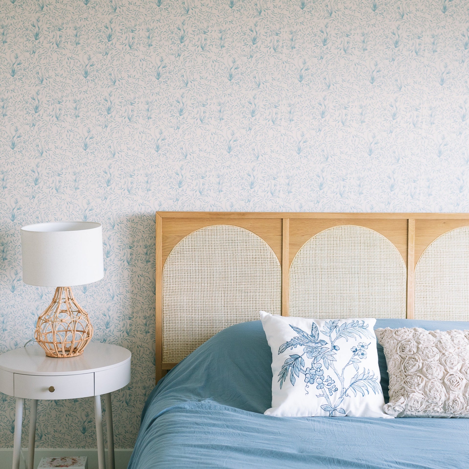 Austen Floral Cottagecore Wallpaper - White & Blue