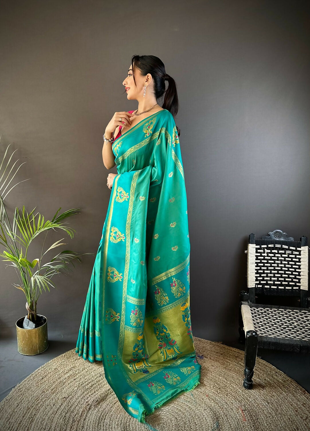 Green Meenakari Weaving Paithani Saree in Soft Silk