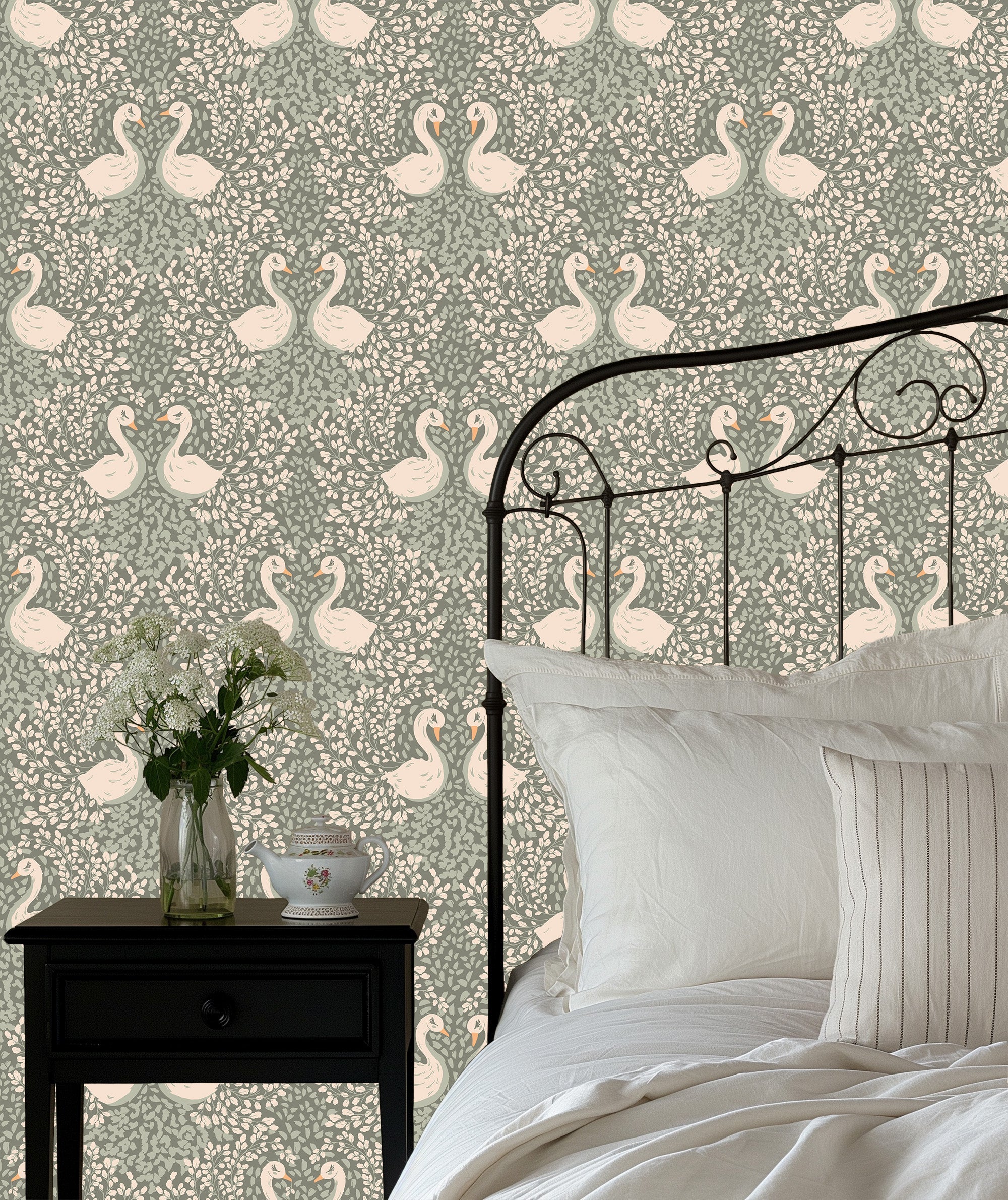 Ismay Wallpaper by Goleciel Studio
