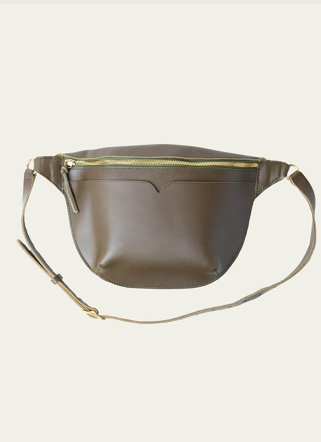 Leather Sling Bag XL for Everyday Adventures