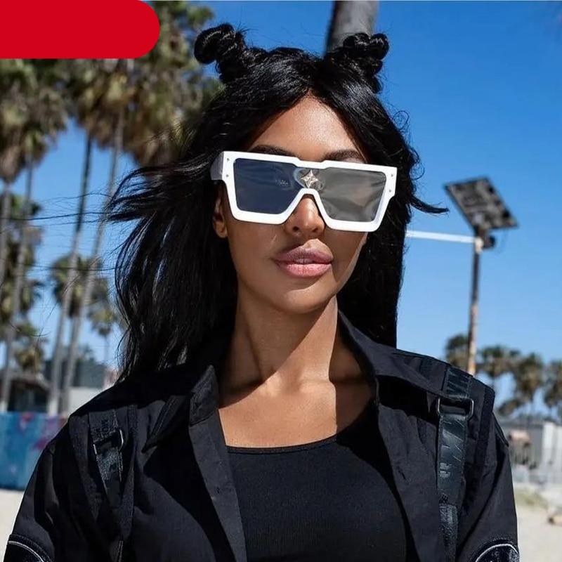 Oversized square sunglasses with silver mirror lenses