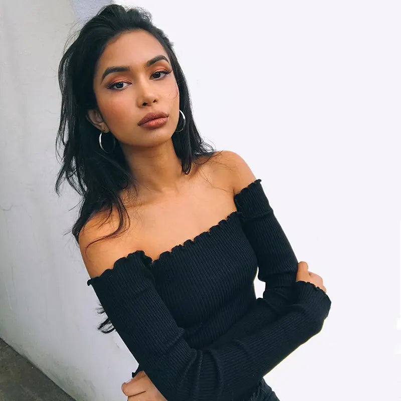 Women's Ribbed Off-Shoulder Long Sleeve Crop Top T-Shirt - Image 3