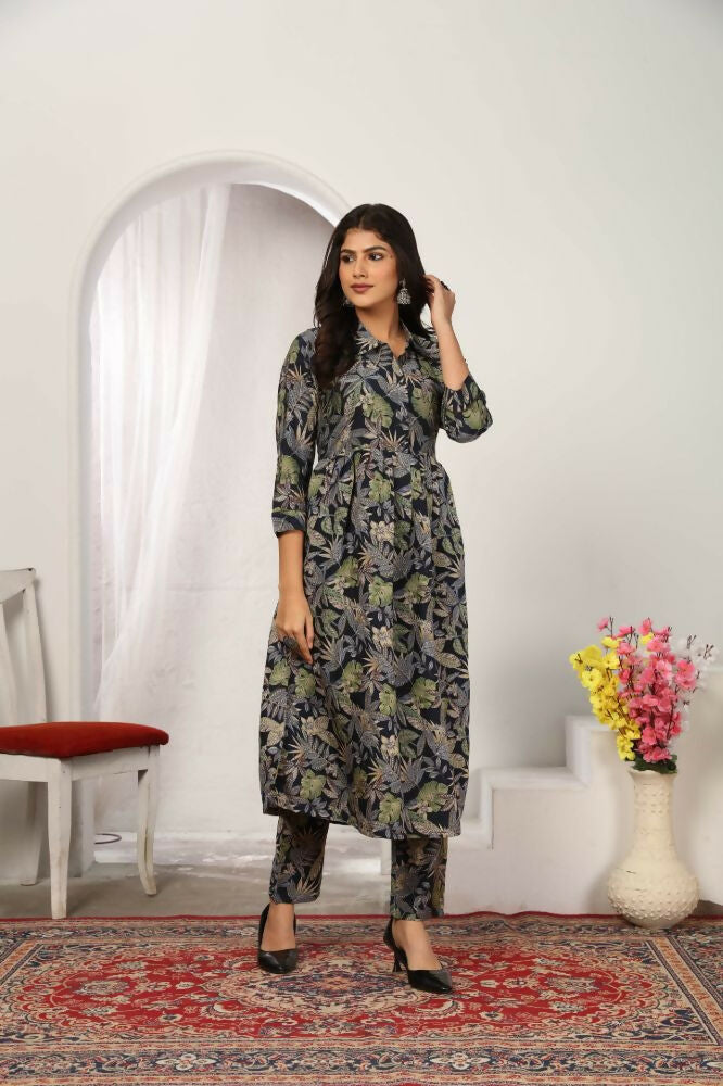 Women's Black Chanderi Silk Floral Print Straight Kurti with Pockets