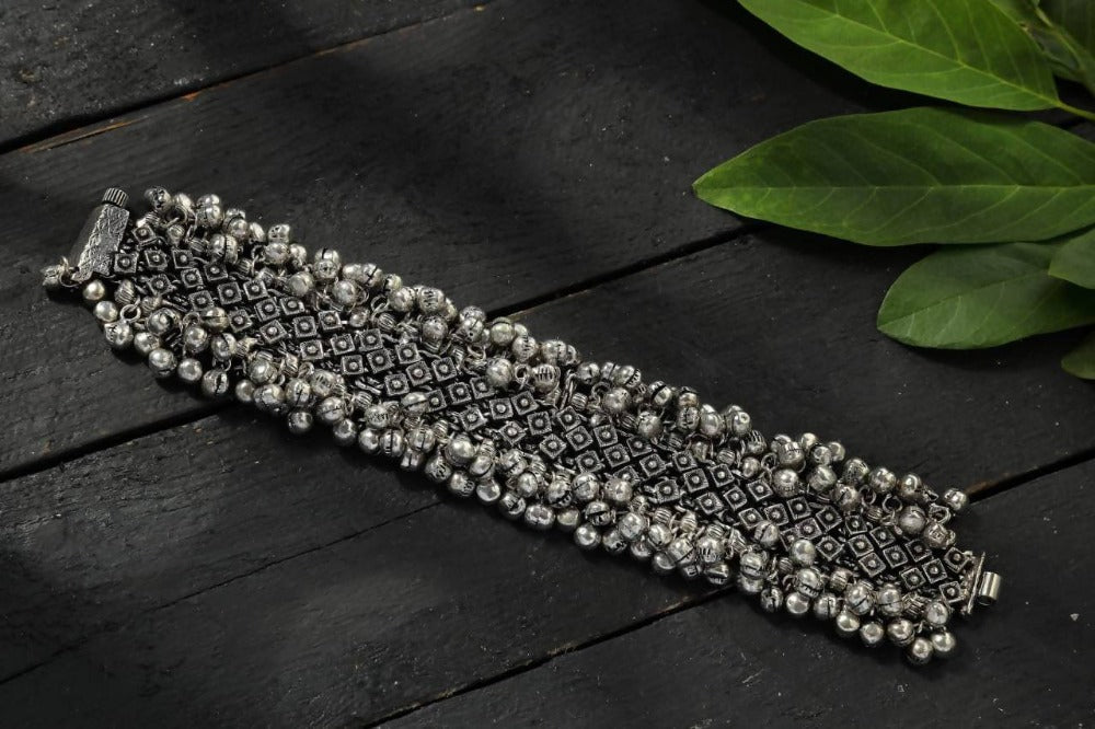 Oxidised Silver-Plated Openable Bracelet with Ghungroo Details