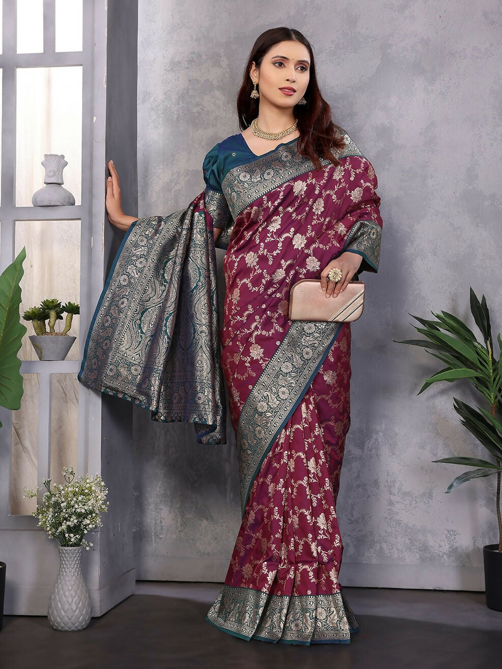 Magenta Banarasi Woven Soft Silk Saree with Blouse Piece