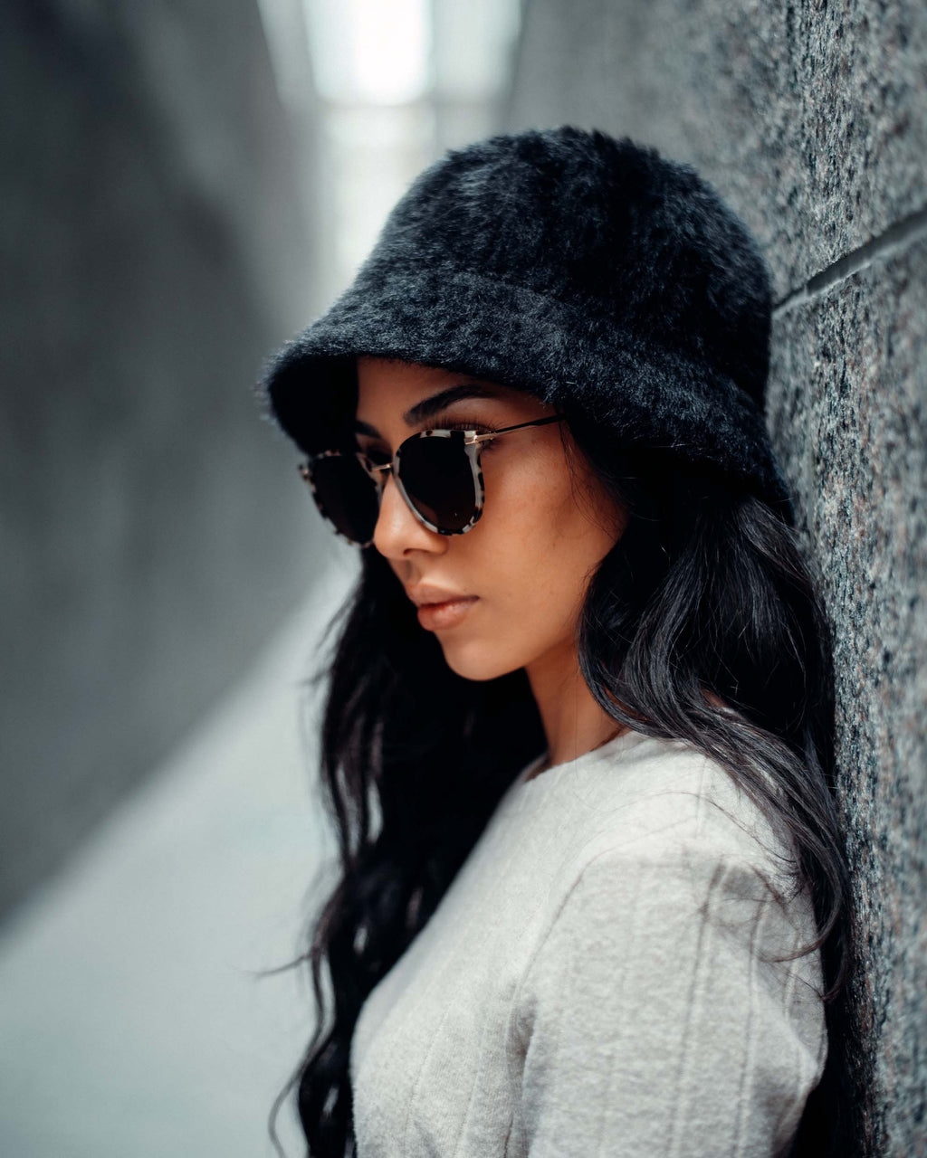 The Pali Polarized Sunglasses in Ivory Tort Italian Acetate