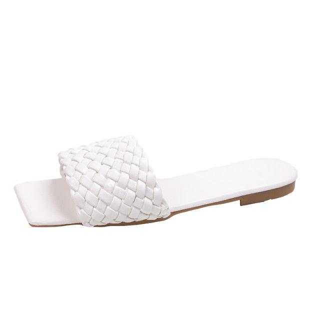 Women's Open-Toe Flat Sandals with Charm Detail Slip-On Beach Slides