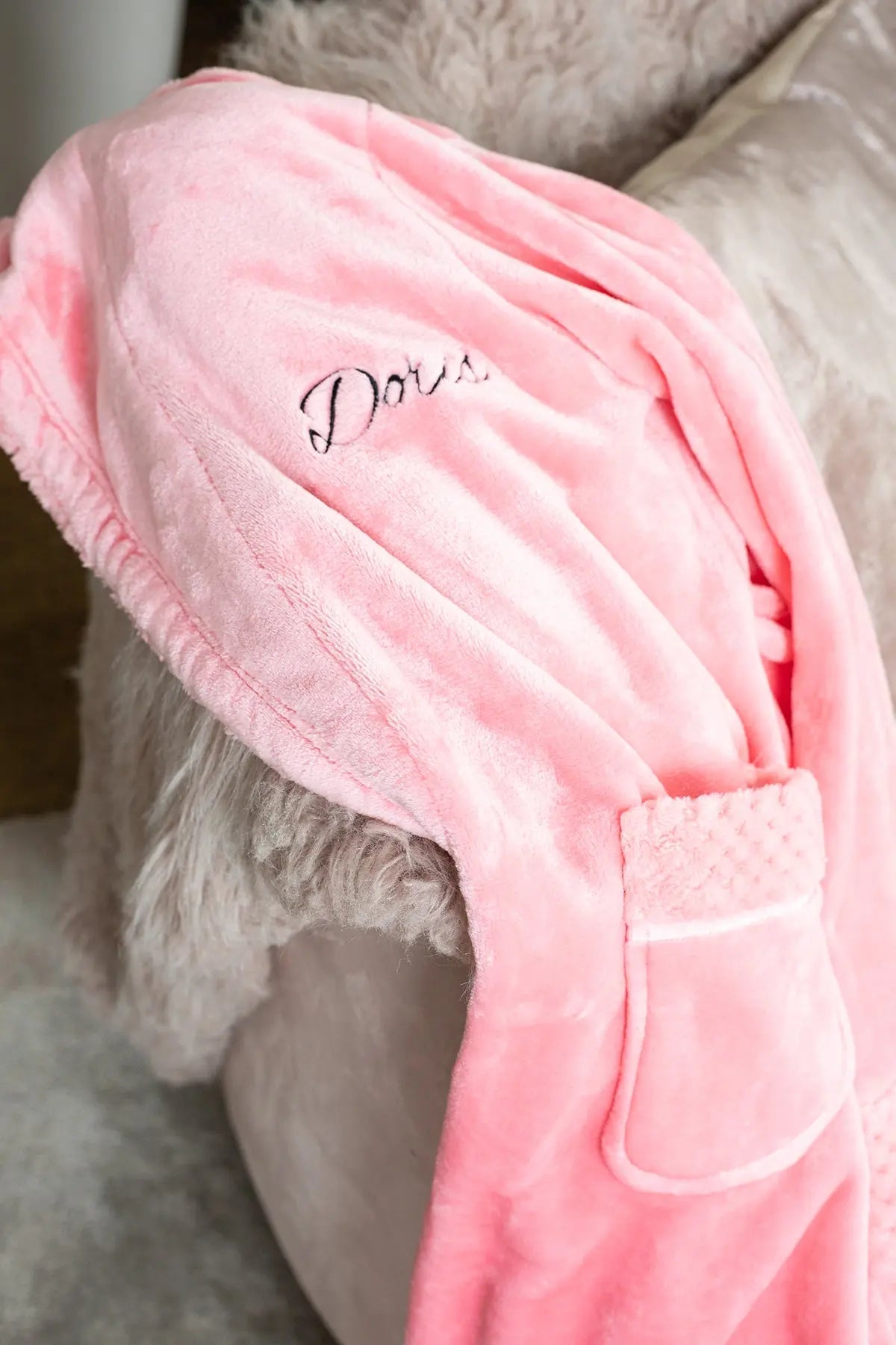 Women's Ultra Soft Plush Bathrobe - Cozy Loungewear Spa Robe