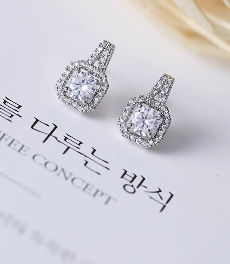 Women's Square Diamond Stud Earrings