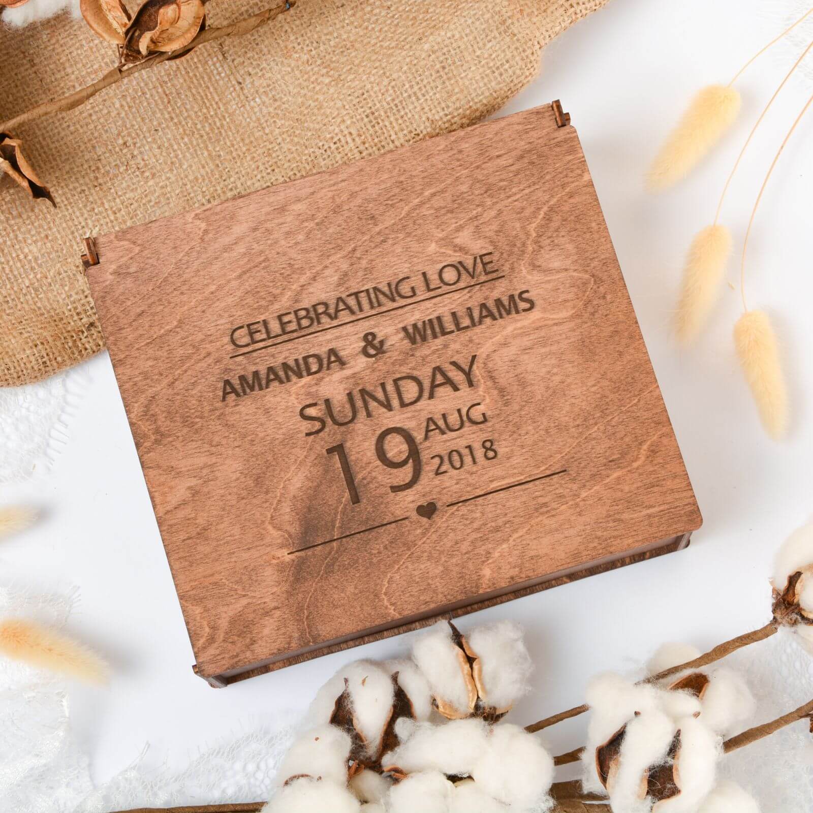 Luxury Wooden Wedding Photo Keepsake Box for Treasured Memories