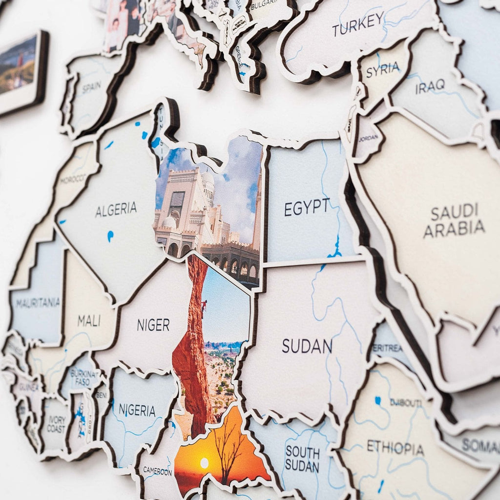 World Photo Map Pastel – Wooden Global Travel Photo Display
