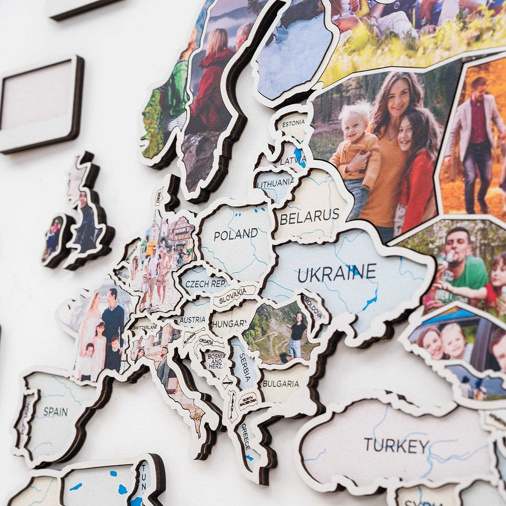 World Photo Map Pastel – Wooden Global Travel Photo Display