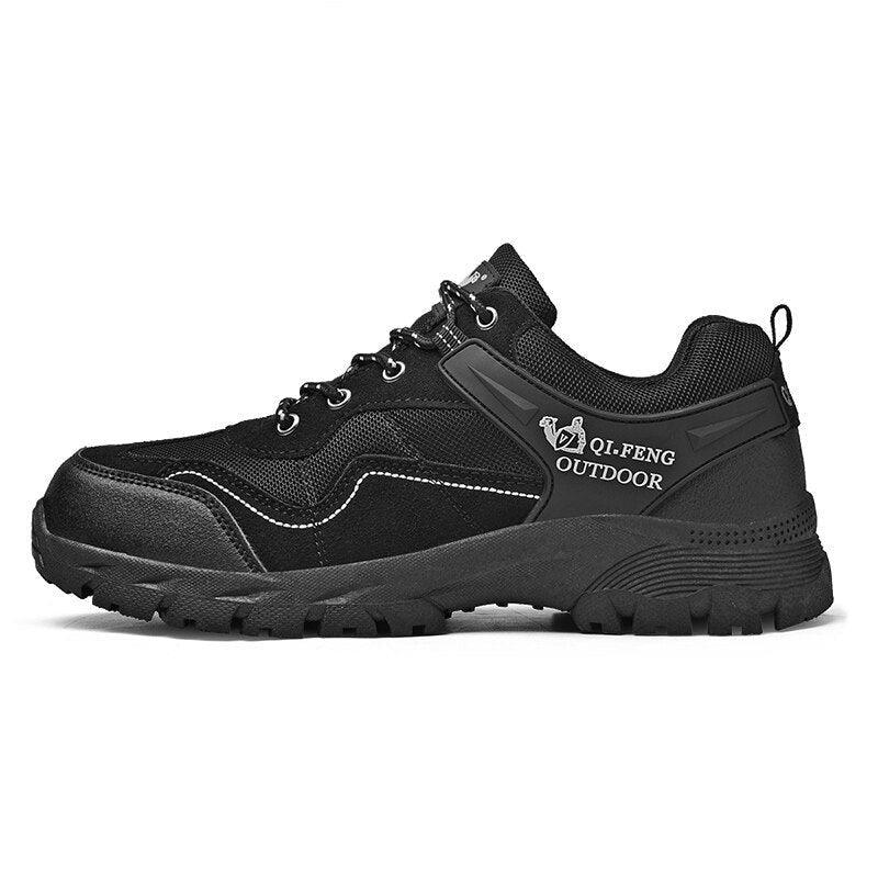 Men's leather hiking sneakers in brown, featuring a lace-up closure and rugged rubber forefoot protection for outdoor activities.