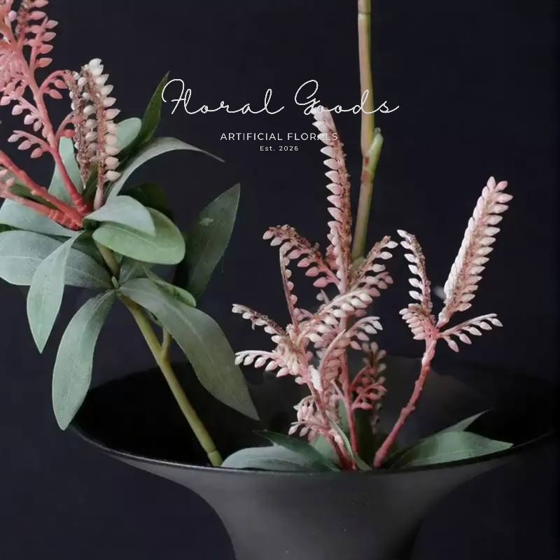 Blush Mountain Fern Stem – 28.7"