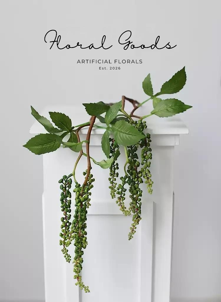 Cascading Berry Vine Stem – 31.5”