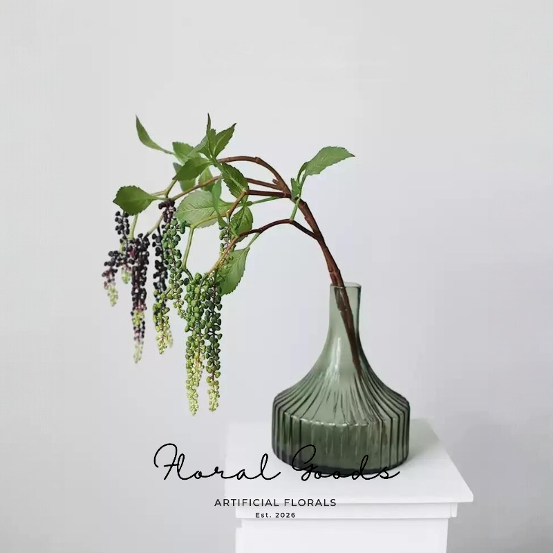 Cascading Berry Vine Stem – 31.5”