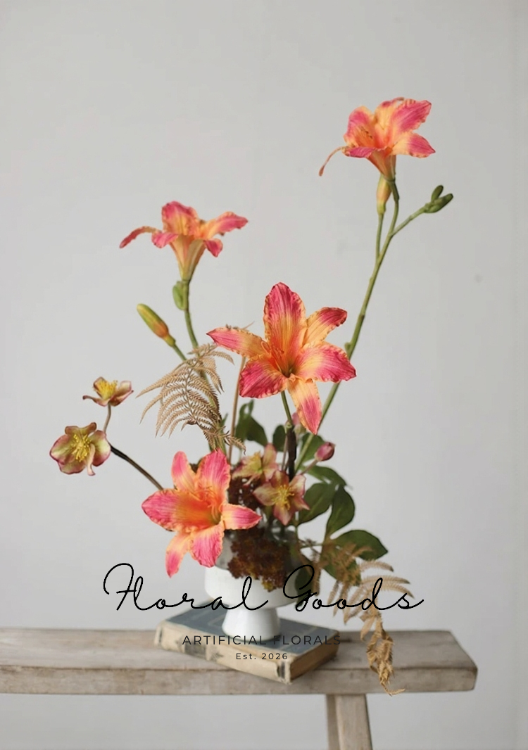 Painterly Daylily Stem – 33"