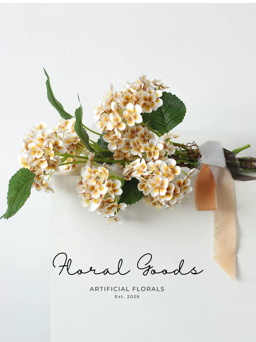 Meadow Hydrangea Stem – 29.5"