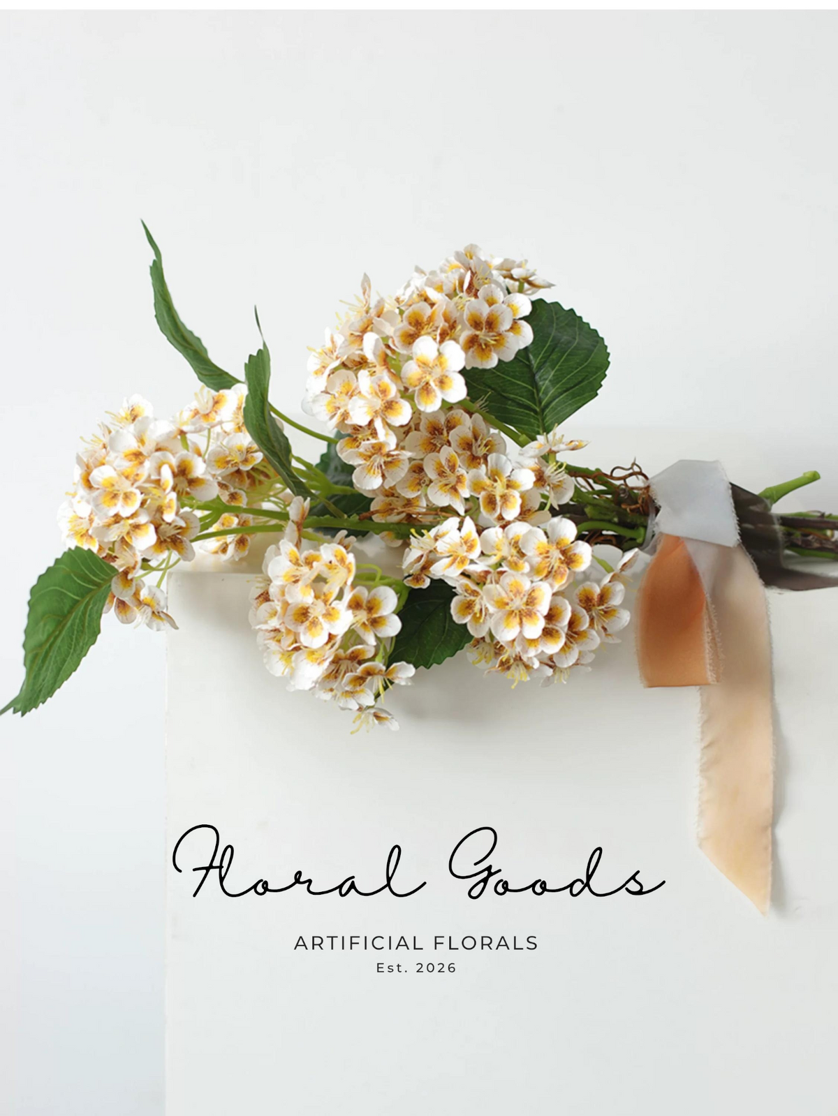 Meadow Hydrangea Stem – 29.5"