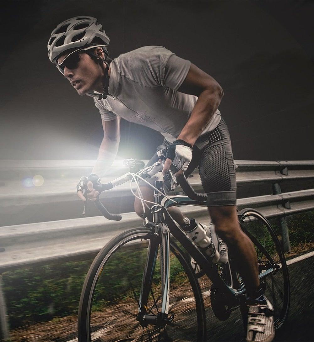 8000 Lumen USB LED Bicycle Light Set with Zoomable Headlight