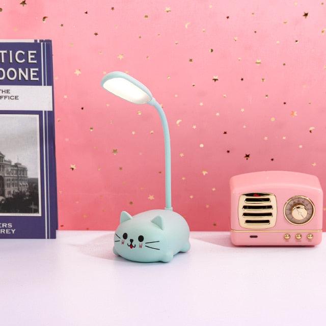 Kawaii Bear Desk Lamp: Minimalist LED Bedside Study Light