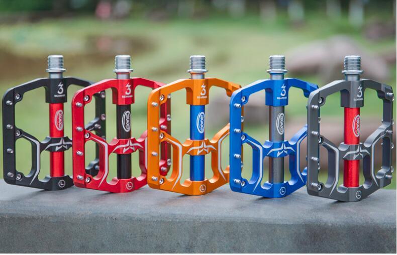 CNC Aluminum Flat Bike Pedals with 3 Sealed Bearings & Cleats