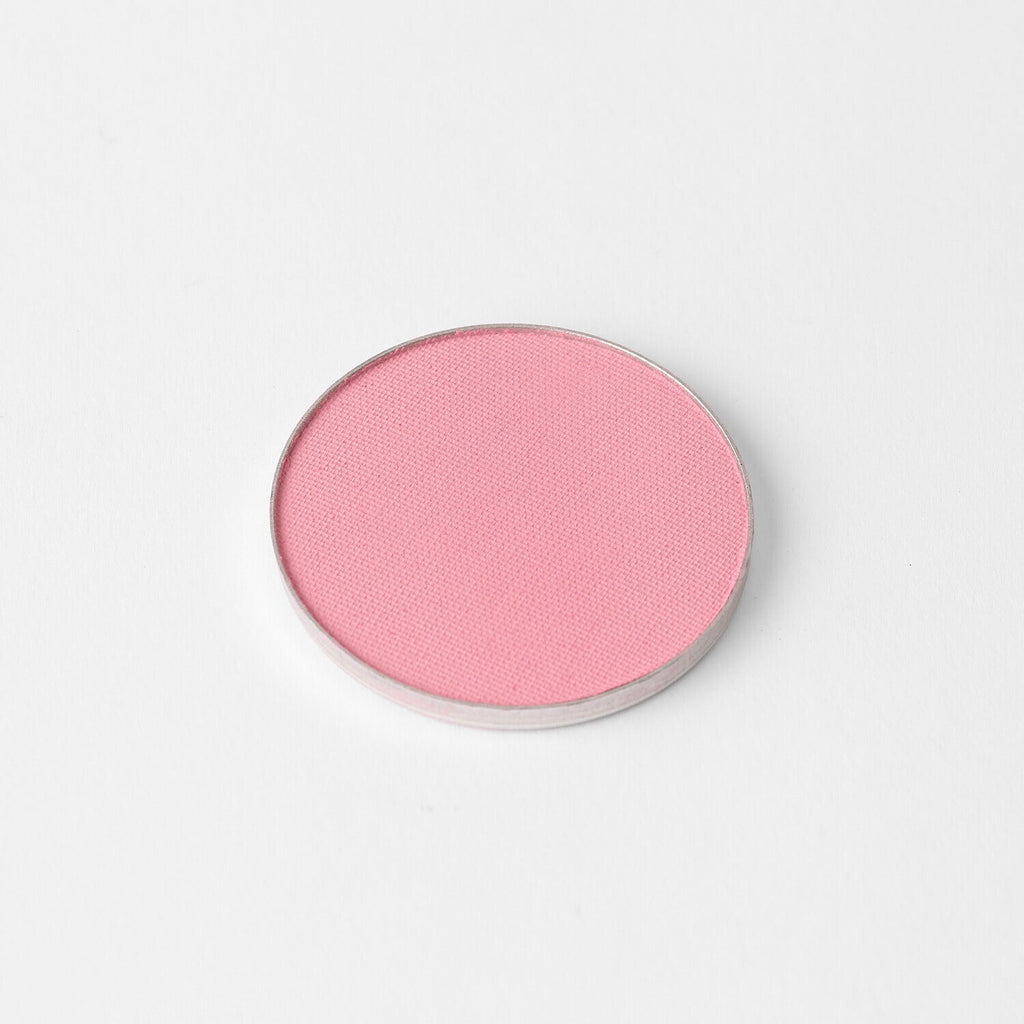 Buildable Vegan Powder Blush for a Natural Flushed Glow