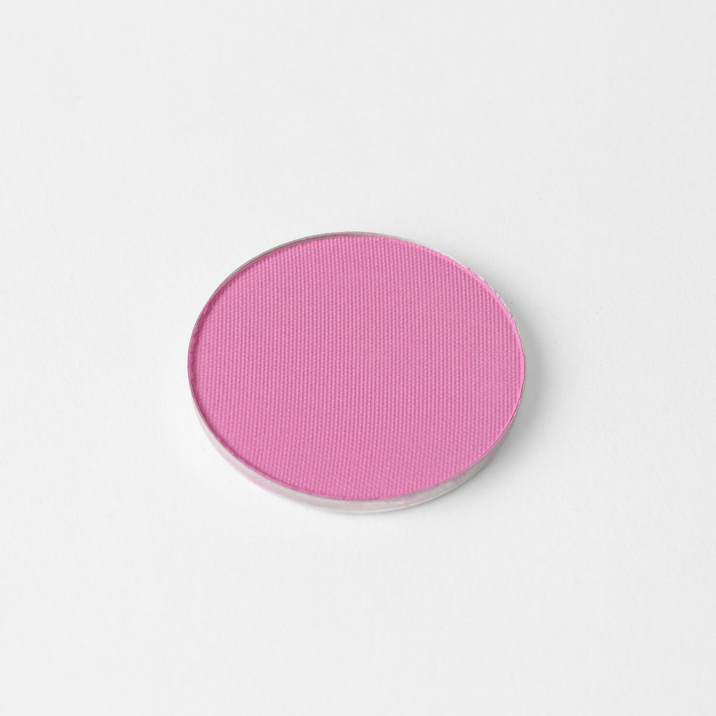 Buildable Vegan Powder Blush for a Natural Flushed Glow