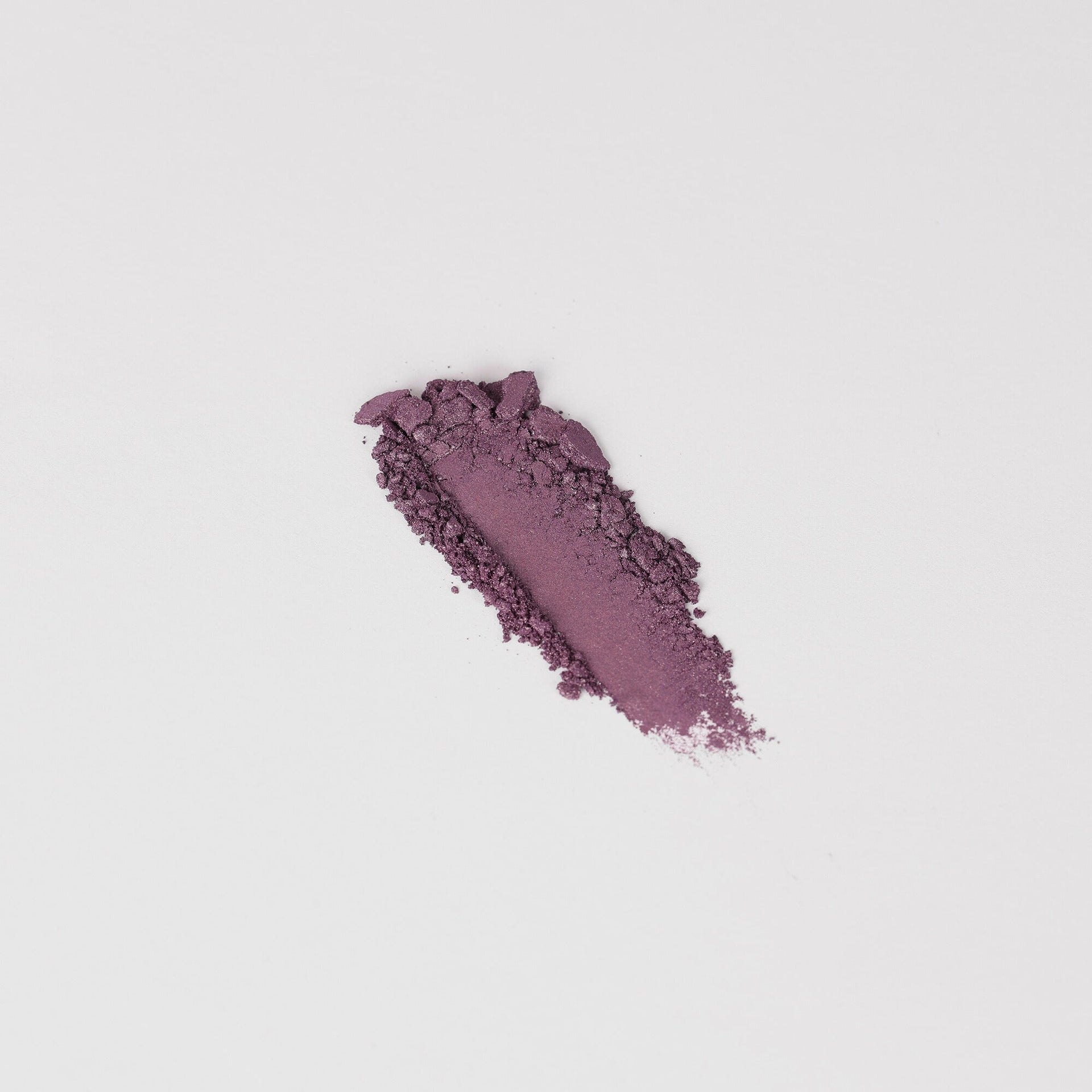 Glow Pressed Eyeshadow: Buildable Long-Lasting Luminous Pigment