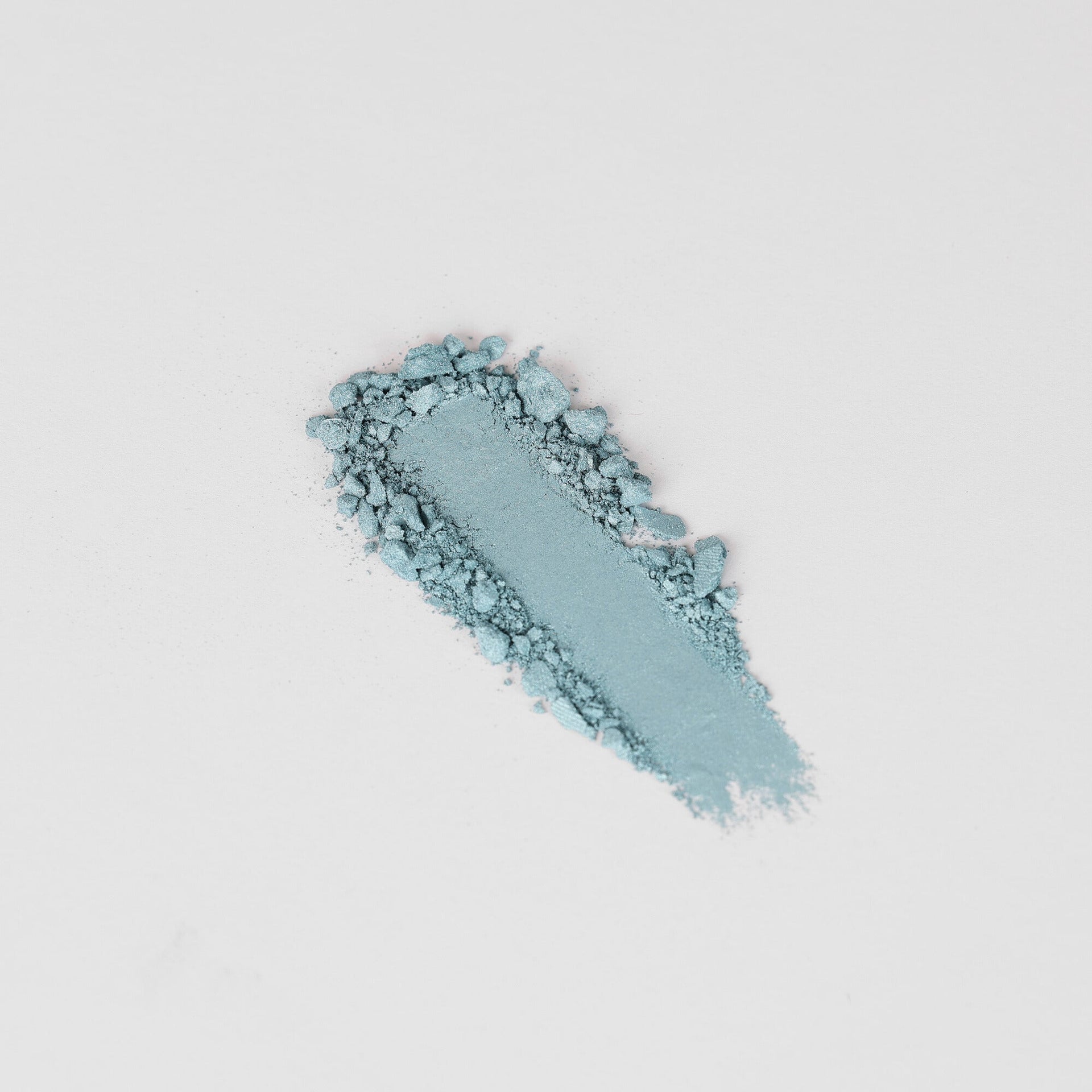 Glow Pressed Eyeshadow: Buildable Long-Lasting Luminous Pigment