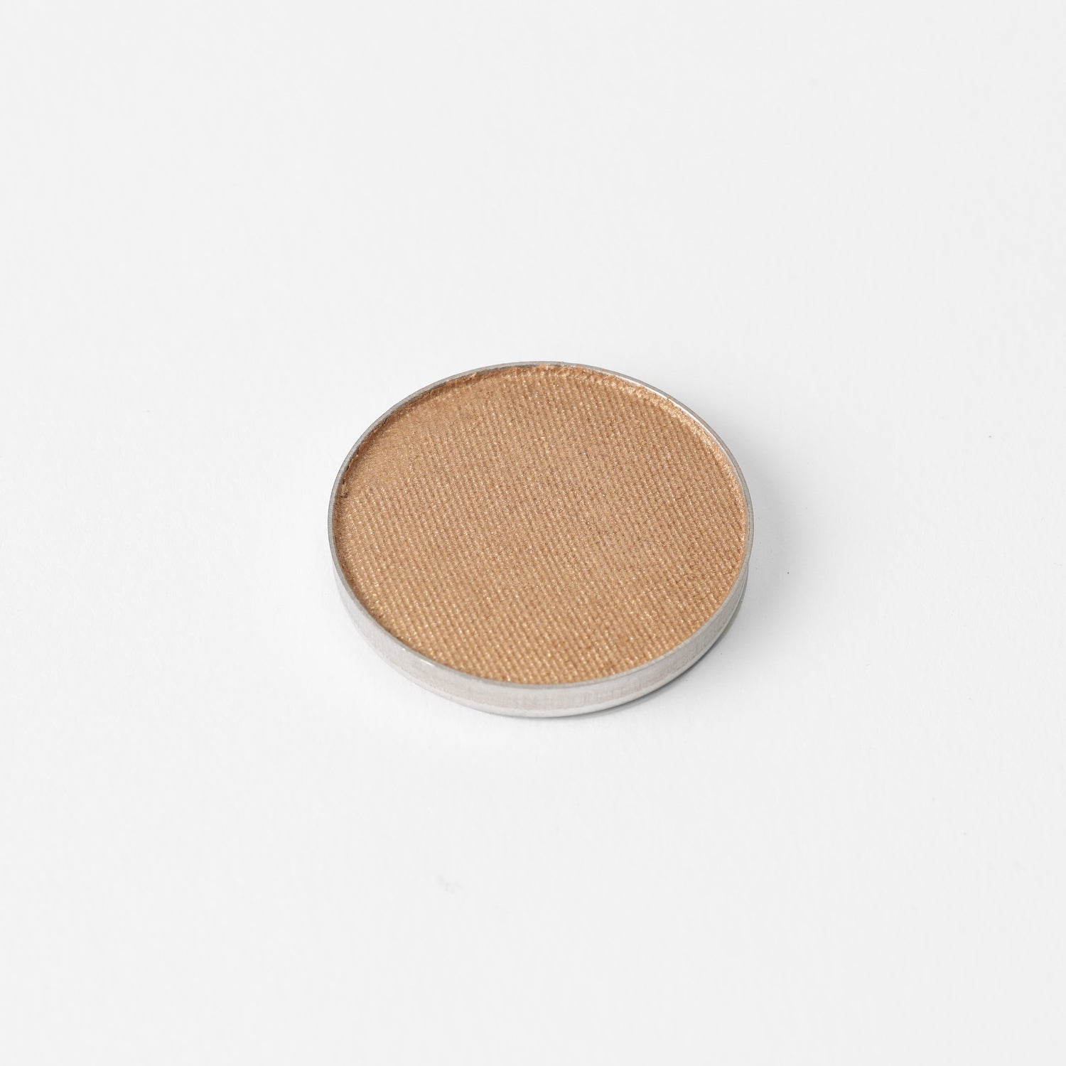 Glow Pressed Eyeshadow: Buildable Long-Lasting Luminous Pigment