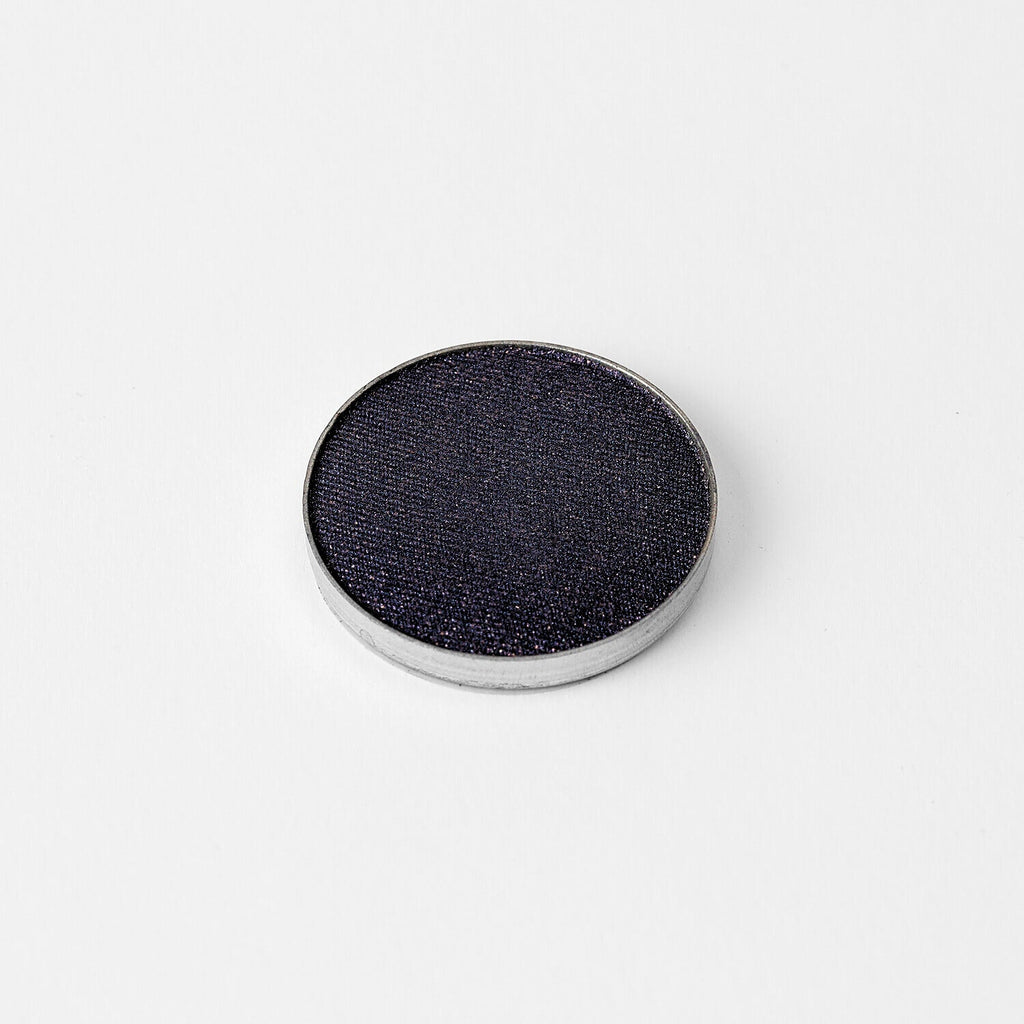 Glow Pressed Eyeshadow: Buildable Long-Lasting Luminous Pigment