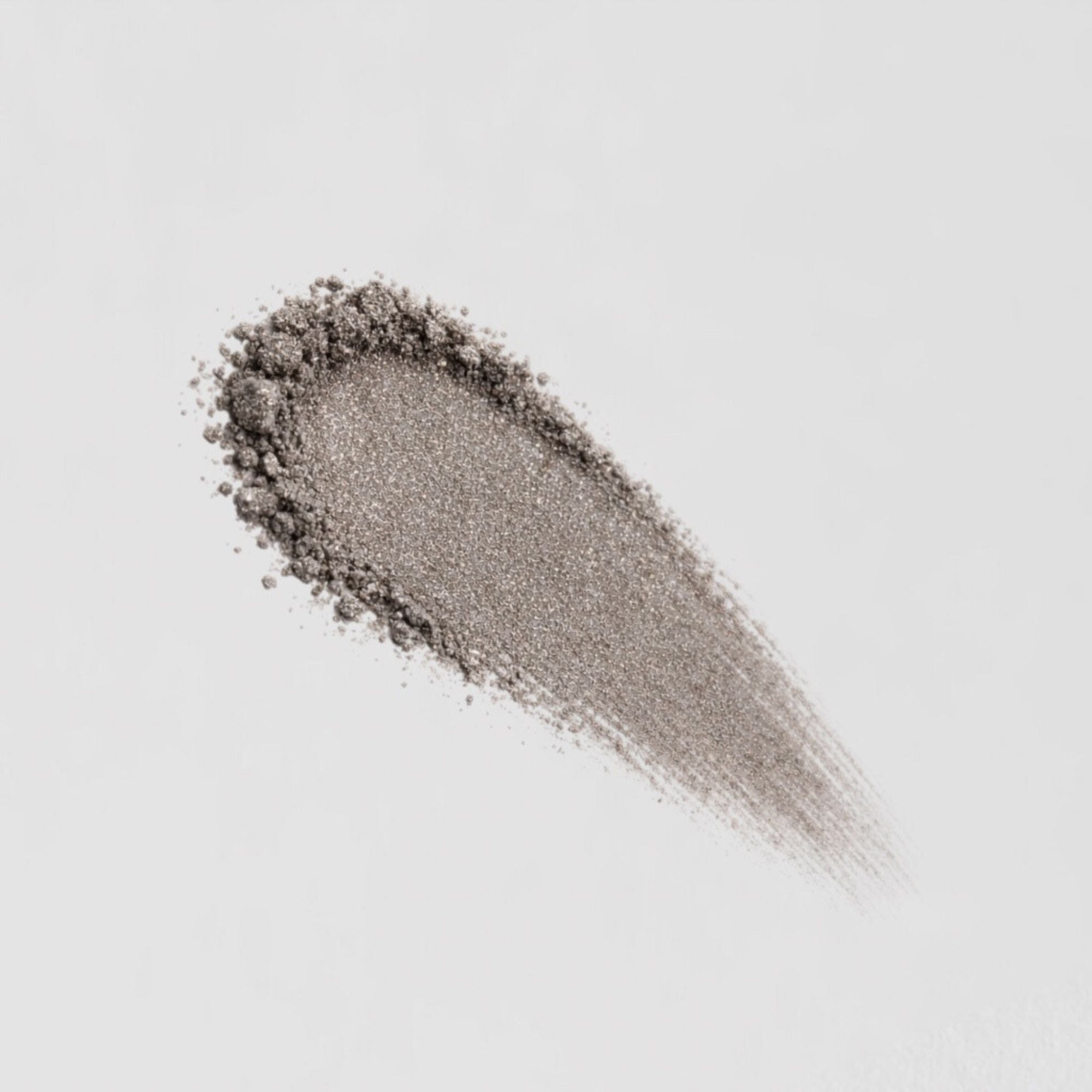 Glow Pressed Eyeshadow: Buildable Long-Lasting Luminous Pigment
