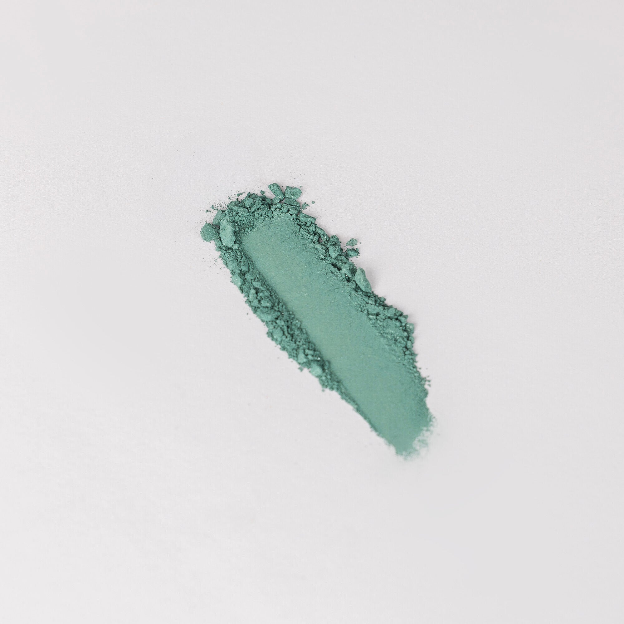 Glow Pressed Eyeshadow: Buildable Long-Lasting Luminous Pigment
