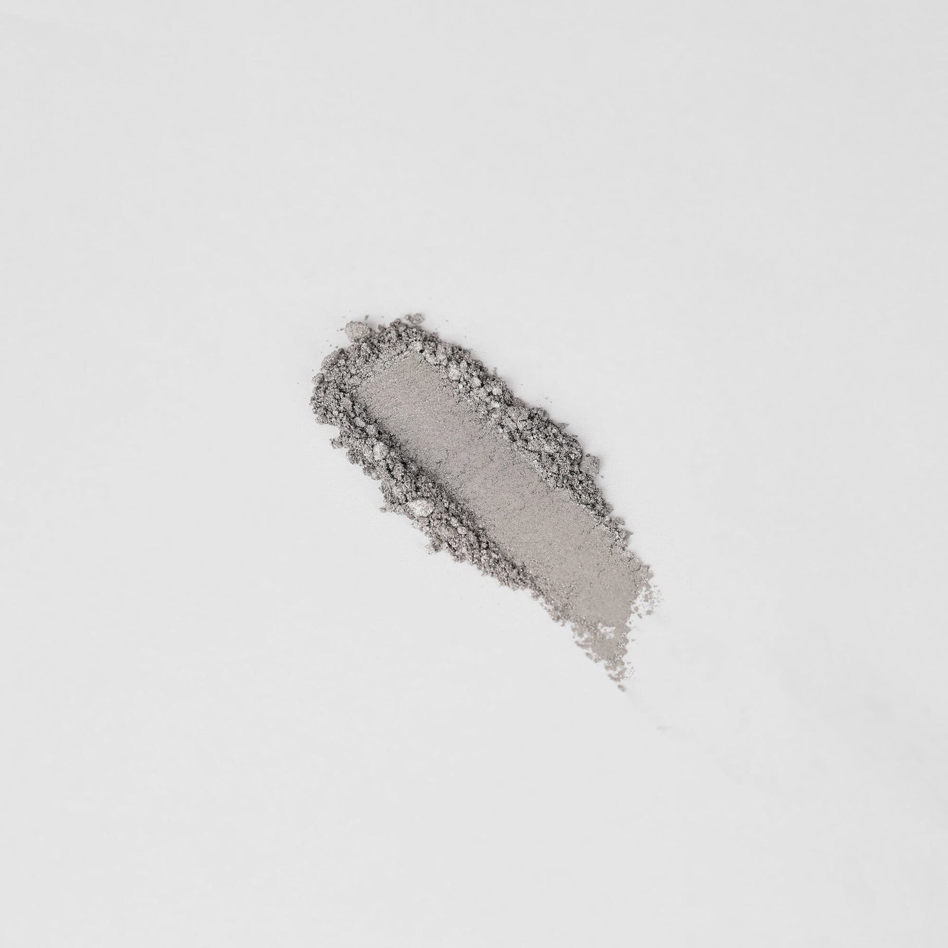 Glow Pressed Eyeshadow: Buildable Long-Lasting Luminous Pigment