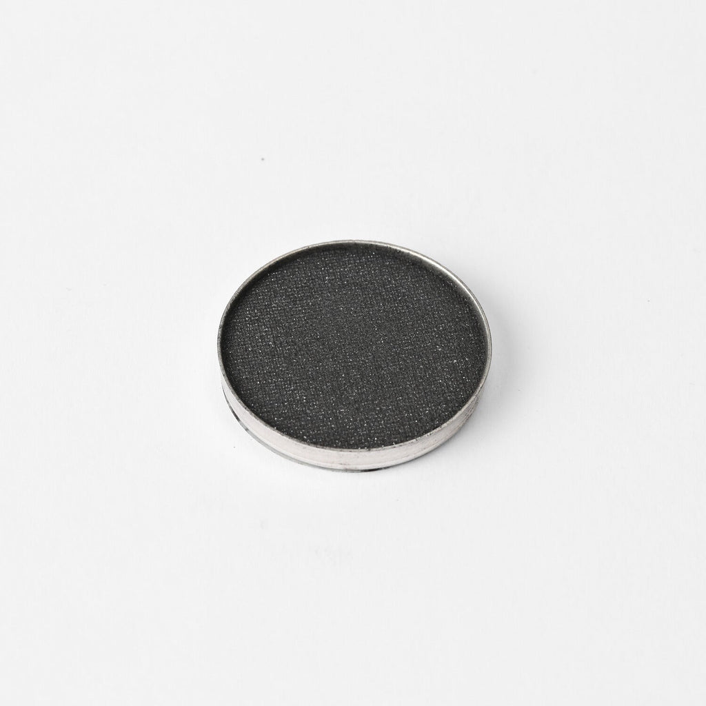 Glow Pressed Eyeshadow: Buildable Long-Lasting Luminous Pigment