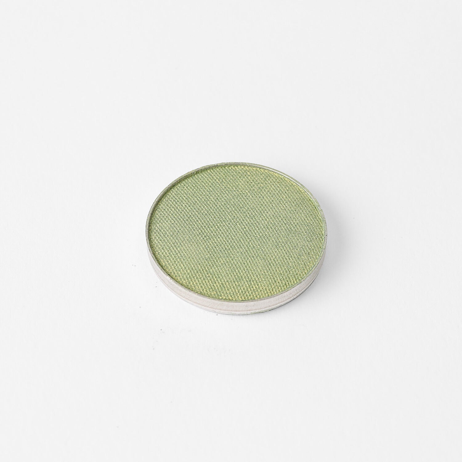 Glow Pressed Eyeshadow: Buildable Long-Lasting Luminous Pigment