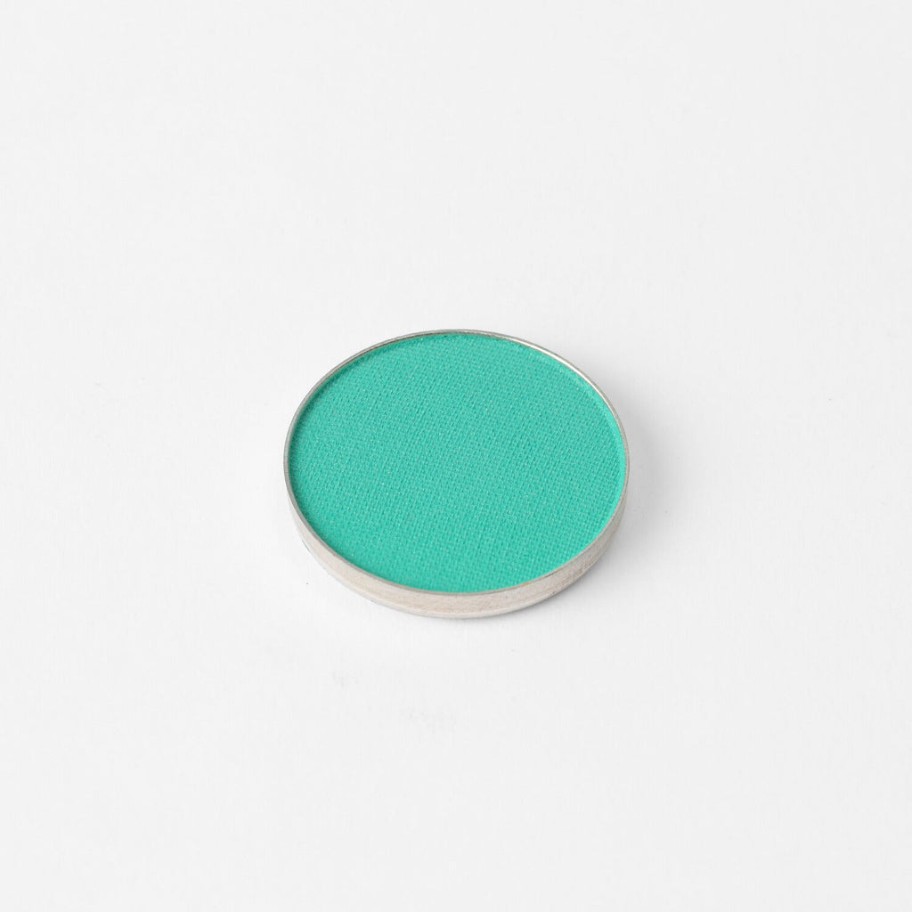 Glow Pressed Eyeshadow: Buildable Long-Lasting Luminous Pigment
